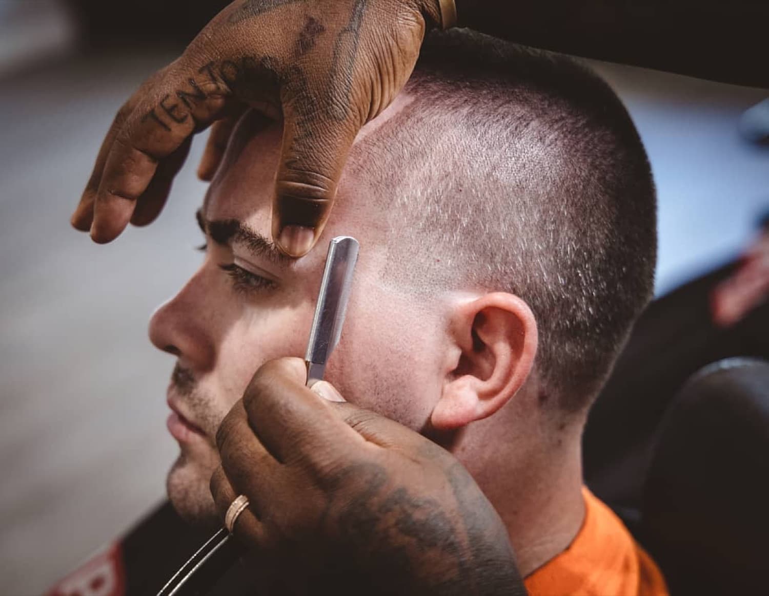 Razor lineup — precision edge work.